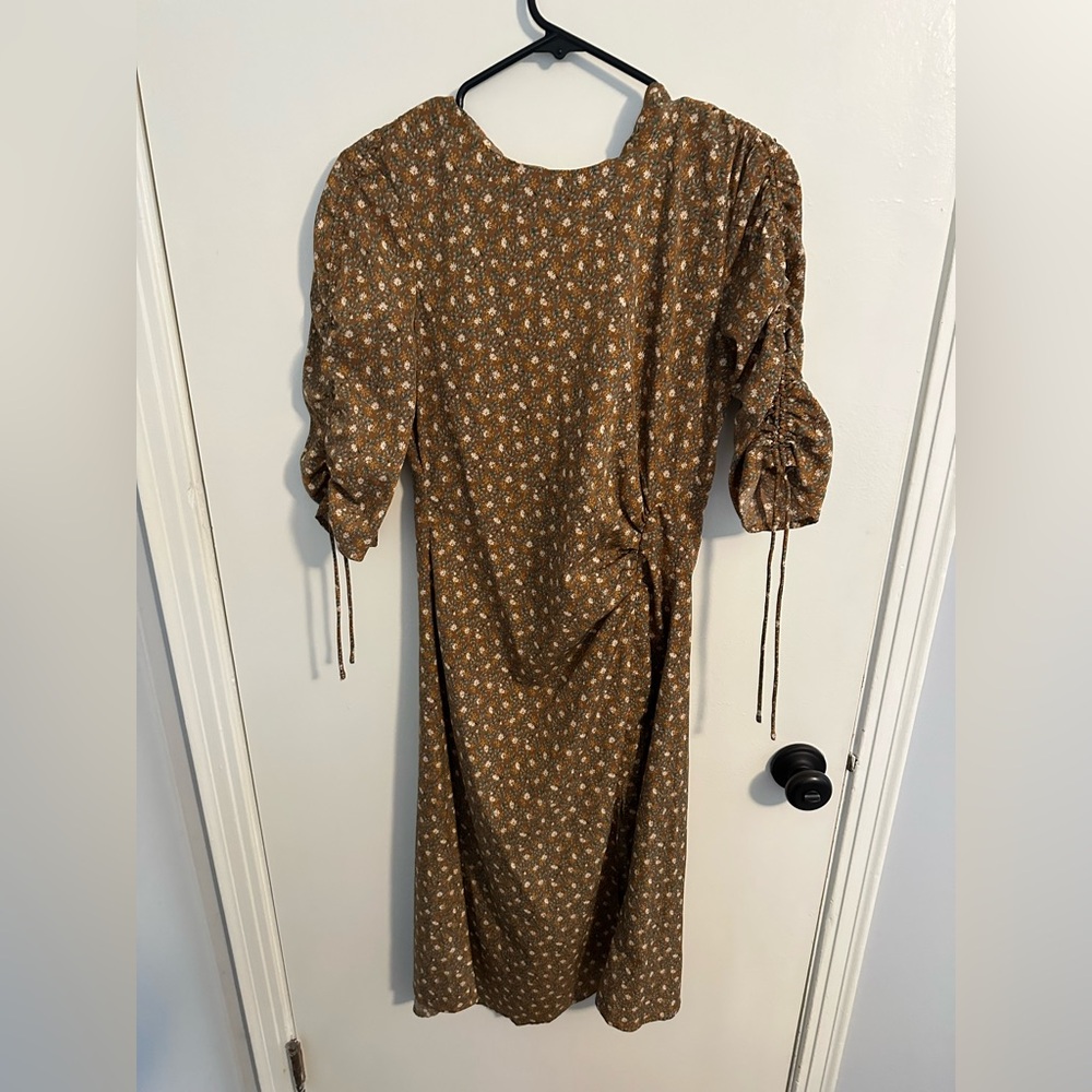 Astr Long Sleeve Floral Dress in Brown